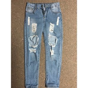 Distressed Boyfriend Jeans
